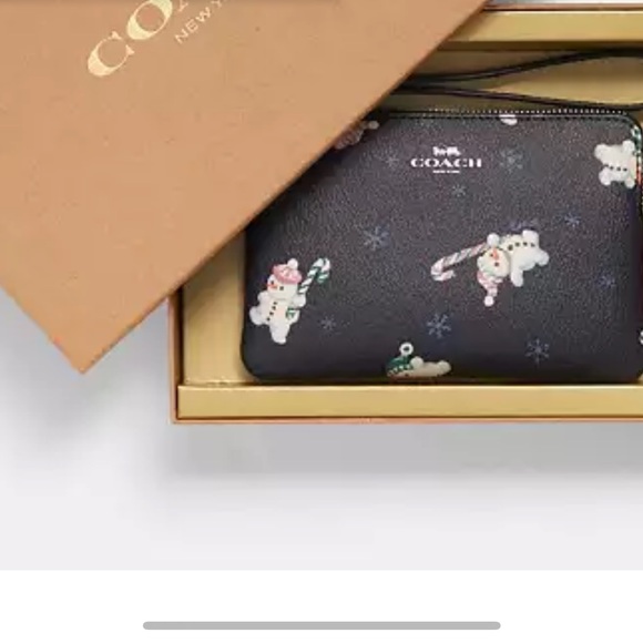 Coach snowman corner zip wristlet with 2 charms! Snowman and Charms Boxed set. - Picture 1 of 11